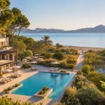 KI-Visualisierung für Grupotel Parc Natural & Spa mit Strand, Pool und Natur bei Playa de Muro